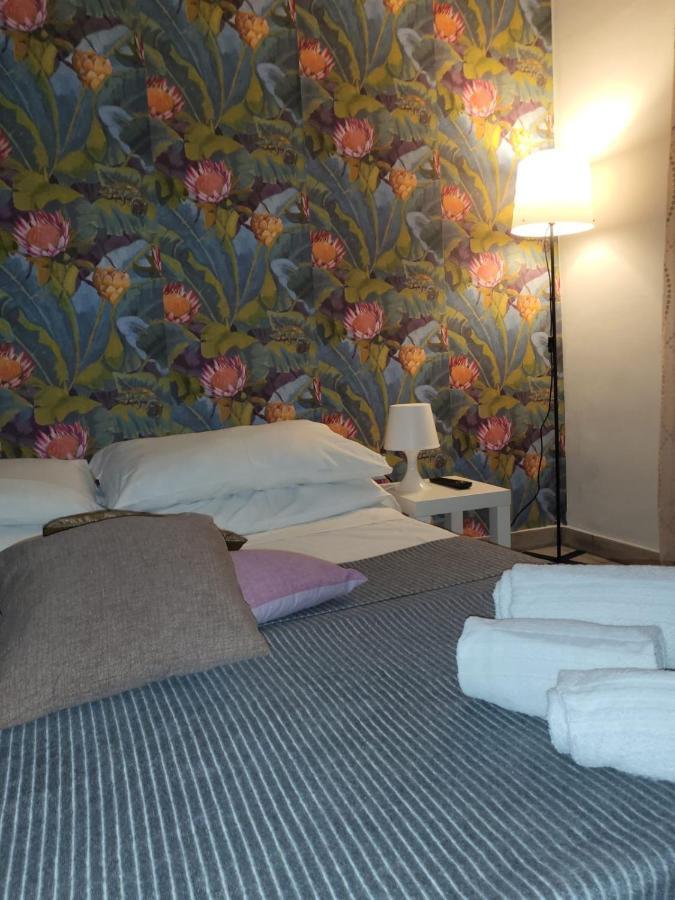 Apartment Carlo III Napels Buitenkant foto